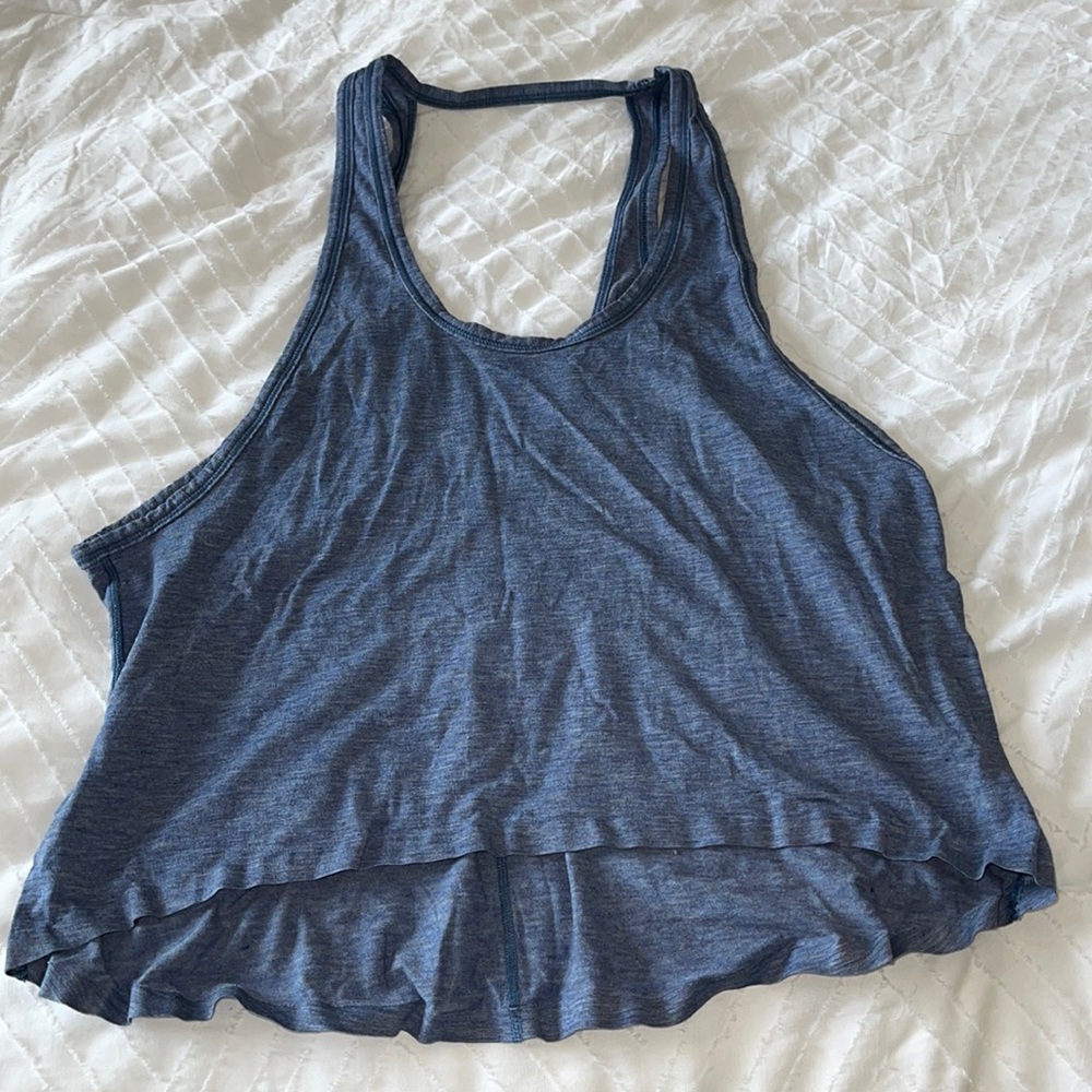 Lululemon top